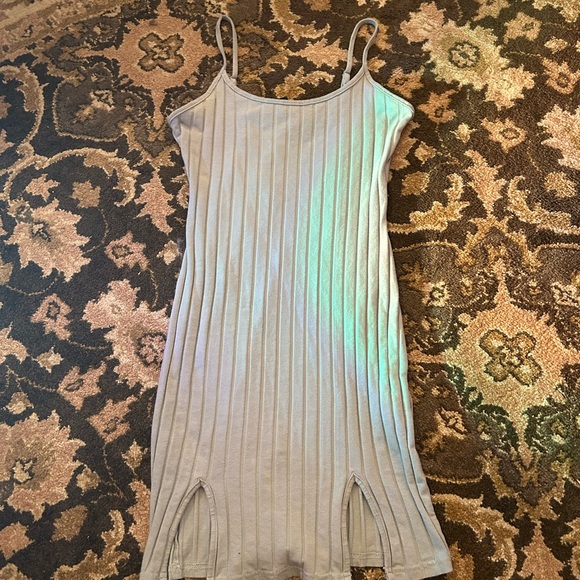 Stretchy tank dress, green, two leg slits - Picture 7 of 8